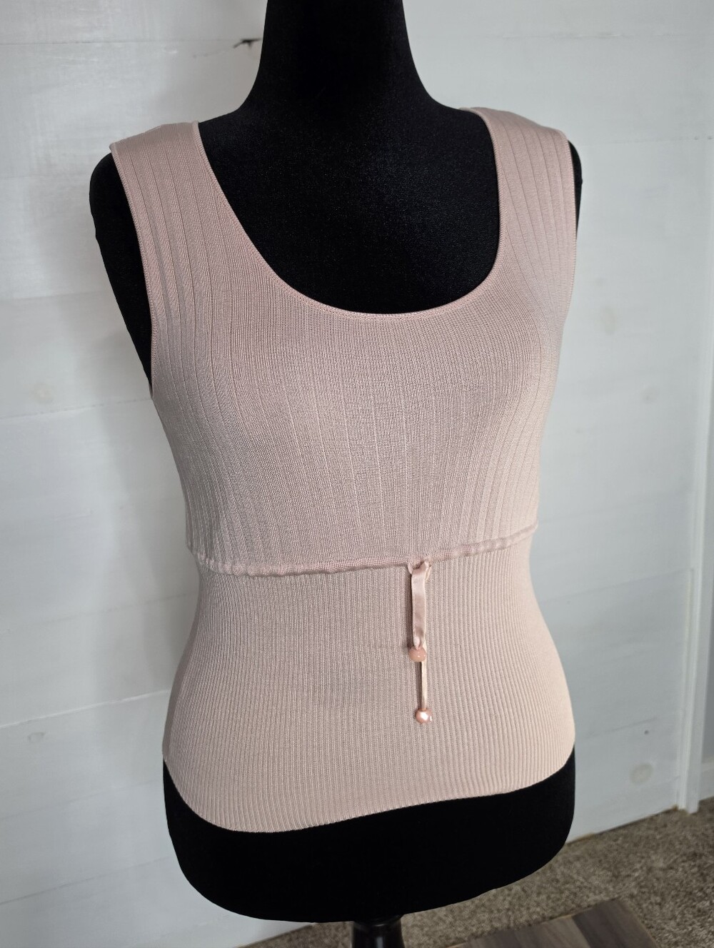 ​ESCADA Silk, Virgin Wool & Cashmere Ribbed Tank Top Balletcore Old Money. 40